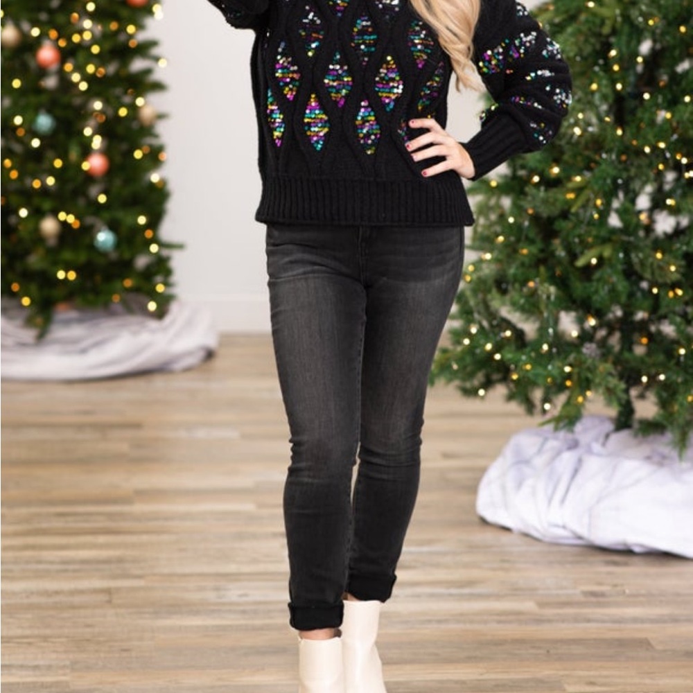 Black Sequined Sweater for Christmas party